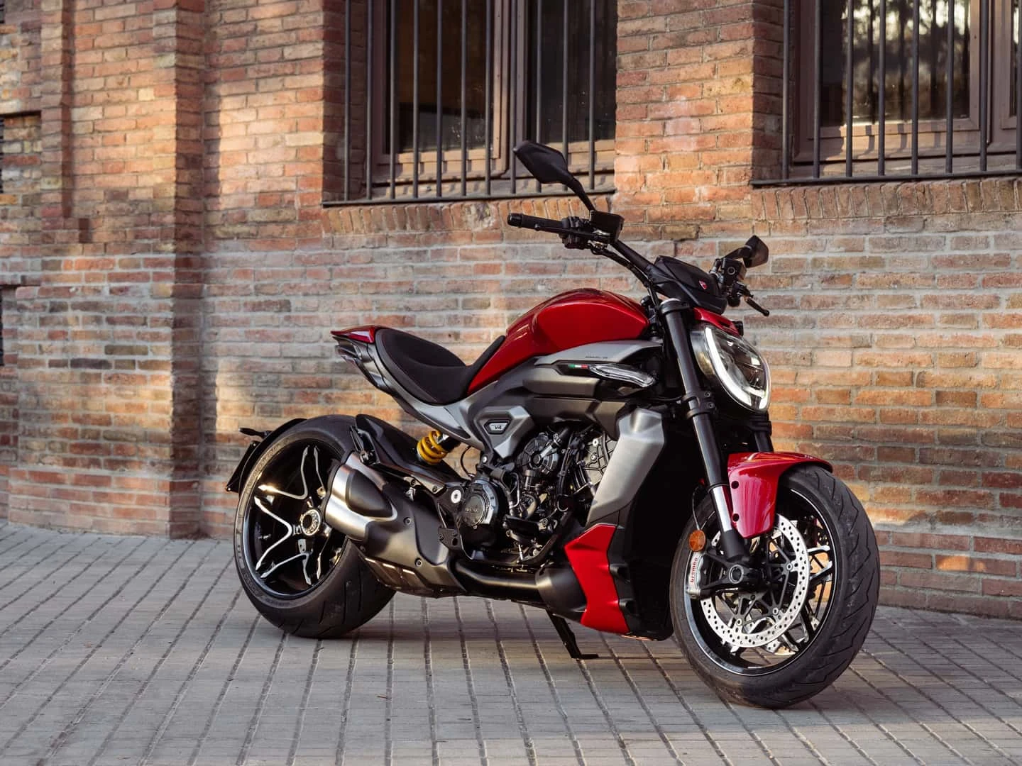 Ducati XDiavel V4: Siêu Cruiser mạnh mẽ với động cơ V4 mới